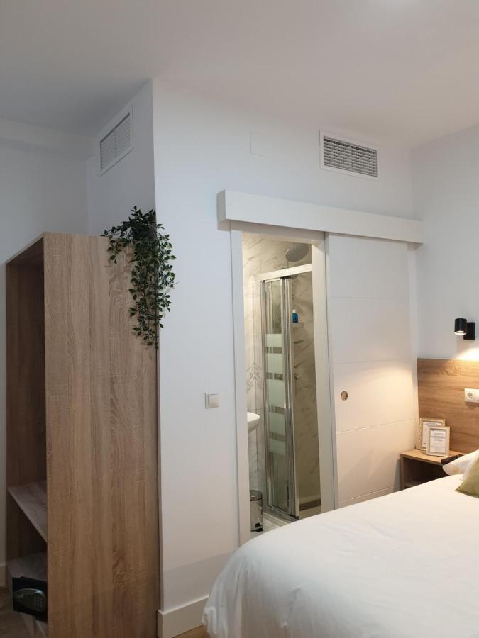 Norte Oviedo Rooms Madrid Exterior foto