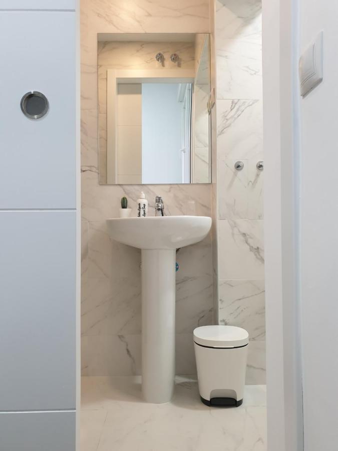 Norte Oviedo Rooms Madrid Exterior foto